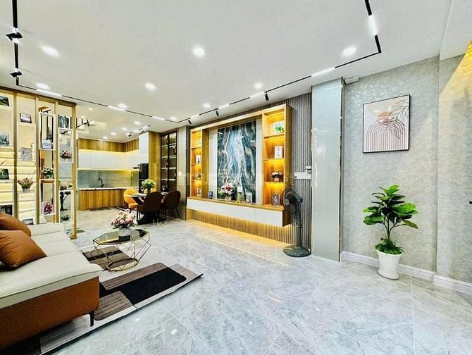 Nhà 4 x 11 đúc 1 trệt 1 lầu đường Quang Trung phường 10 gò vấp 
