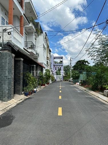 Bán đất hẻm đường Nguyễn Tuyển giá 7 tỷ, p. Bình Trưng TP HCM
