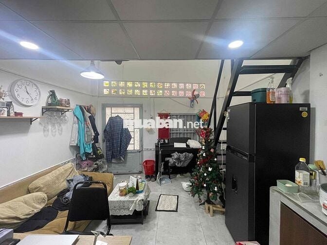 nhà ở 1 trệt 1 gác (tổng 40m2) 1PN riêng full nội thất kv an ninh