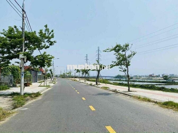 Bán đất biệt thự view sông B2.22 đường Nguyễn Đình Thi, Hoà Xuân, tp Đ