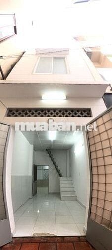 Nhà mới 126/ Phan Văn Trị, 2PN, 1Gác lửng, Máy lạnh sẵn, vào ở ngay