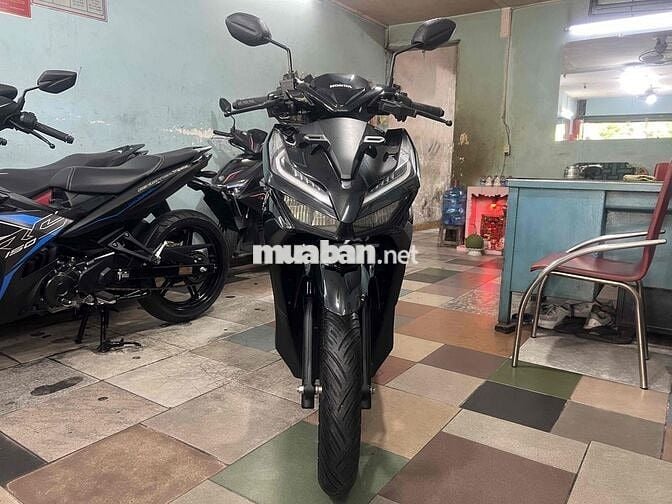 mới về vario (150)đen bóng mới tin đặc biệt nhe ac