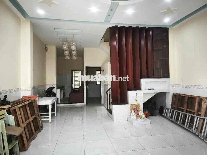 Nhà 3 Tầng BTCT - Xe hơi Tới Nhà - Ngang 5.5m nuốt chọn xe 7 chỗ