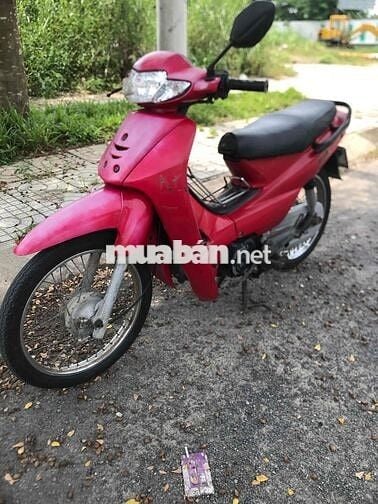 XE NHÀ DANG CHẠY KHONG PHAI XE CUA HANG CAVET  CO