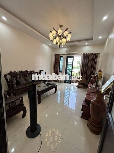 Cho thuê nhà nguyên căn đầy đủ nội thất