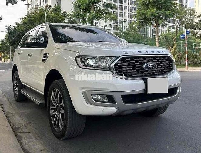 Ford Everest Titanium 2020  có xuất hoá đơn