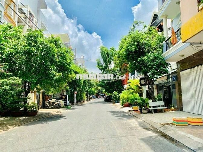 - Nhà mới, đẹp_Hẻm 12m Thông 329/ Tân Hương 4x18m 4 Tấm