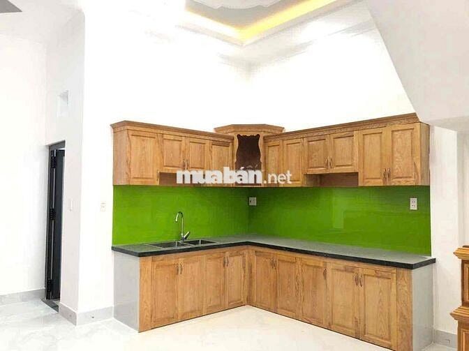 BÁN NHÀ 1 TRỆT 1 LẦU GẦN TRƯỜNG HỌC HOÁ AN