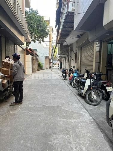 Chính chủ bán nhà Ngô Gia Tự, Long Biên 115m2 ngõ thông, ô tô tránh