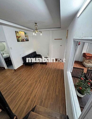 Bán gấp nhà sân vườn, P2 đà lạt dt 100m2 giá 730tr