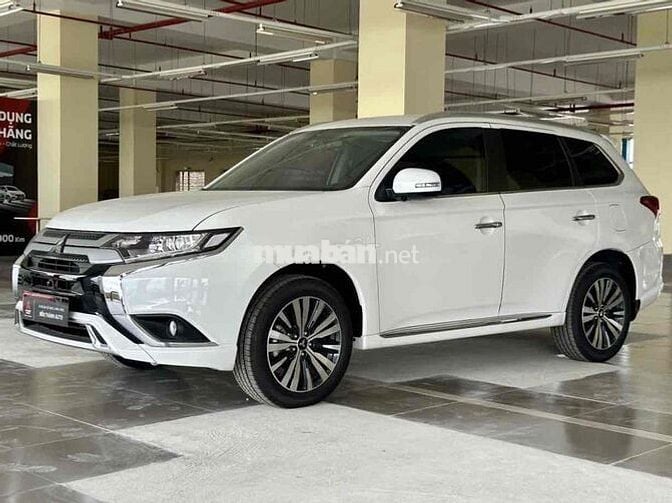 Mitsubishi Outlander 2024 2.0 CVT - 20 km