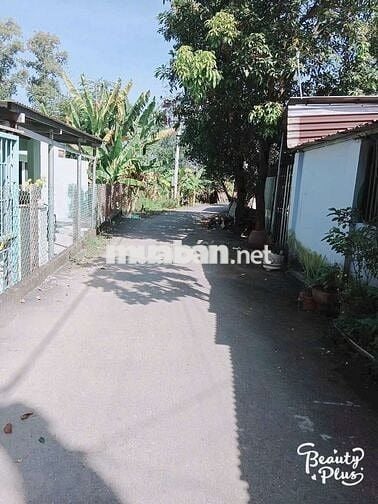 Bán nhà mặt tien đường nhựa , trường nguyen văn trỗi p tân vạn vô 200m