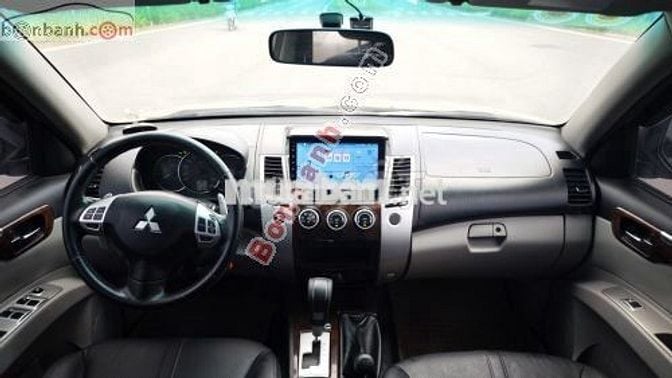 Mitsubishi Pajero Sport D 4x2 MT 2016