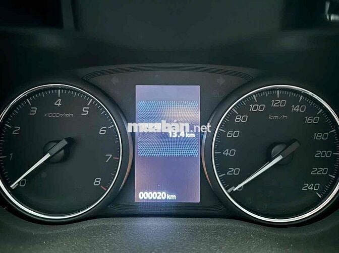 Mitsubishi Outlander 2024 2.0 CVT - 20 km