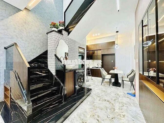 BÁN NHÀ LẦU MỚI HẺM 160 TẦM VU FULL NỘI THẤT