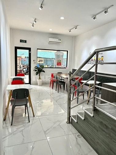 MẶT TIỀN GIÁ TỐT Q5 - CỰC KỲ GẤP BÁN