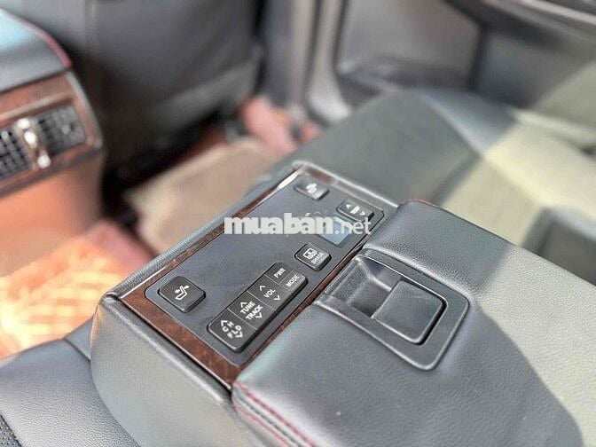Toyota Camry 2017 2.5Q - 90000 km