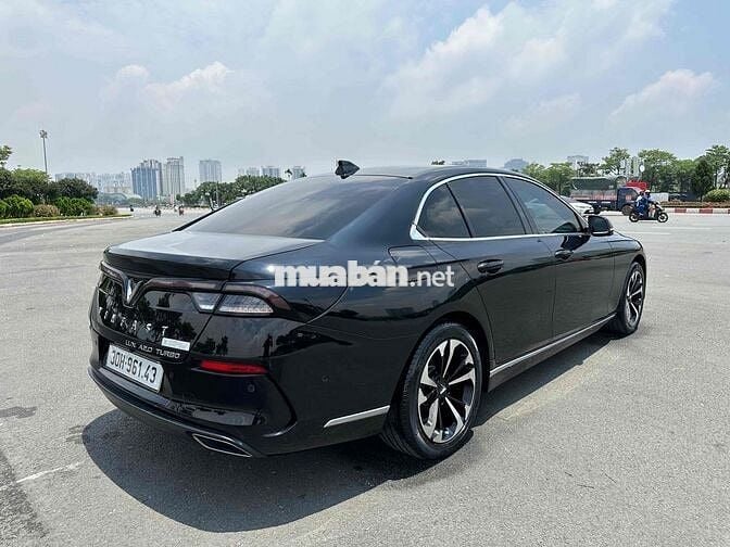 VinFast Lux A 2.0 Plus sản xuất 2022 chạy 2,5v km