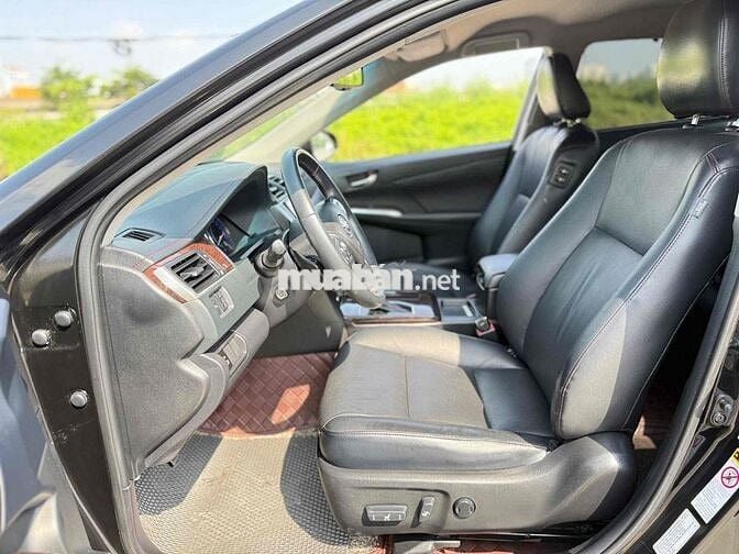 Toyota Camry 2017 2.5Q - 90000 km