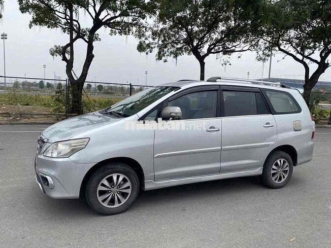 Toyota Innova 2015 2.0E - 60000 km