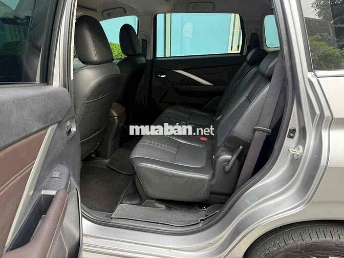 Mitsubishi Xpander prenium số tự động 2025