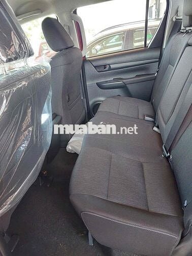 TOYOTA HILLUX 2.4  Tự động 1 cầu 2025 - GIAO NGAY