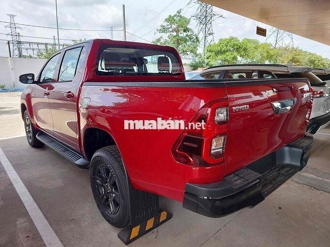 TOYOTA HILLUX 2.4  Tự động 1 cầu 2025 - GIAO NGAY