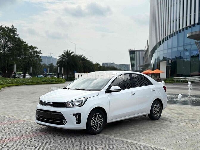 Kia Soluto 2024 MT bản đủ lên nhiều đồ chơi