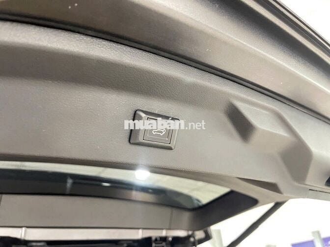 Ford Everest 2022 Ambiente 2.0L 4x2 AT - 61000 km