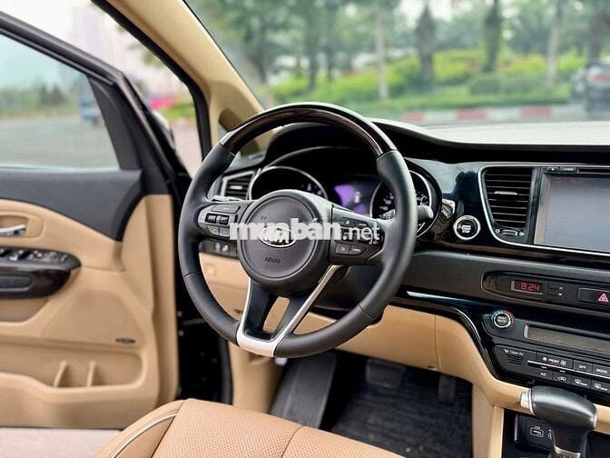Kia sedona 2018 2.2 DATH - 91000 km