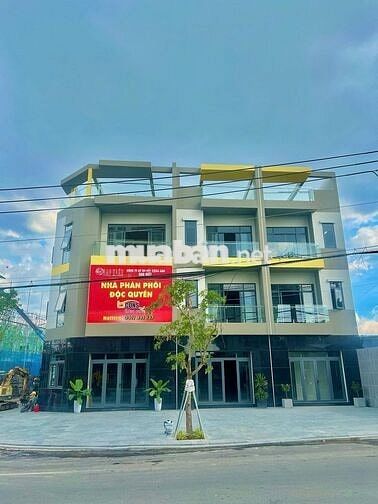 BÁN NHÀ PHỐ 2 MẶT TIỀN KHU VỰC DĨ AN, 1 TRỆT 3 LẦU, SỔ HỒNG RIÊNG