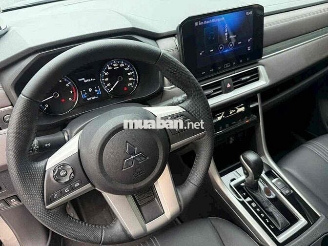 Mitsubishi Xpander prenium số tự động 2025