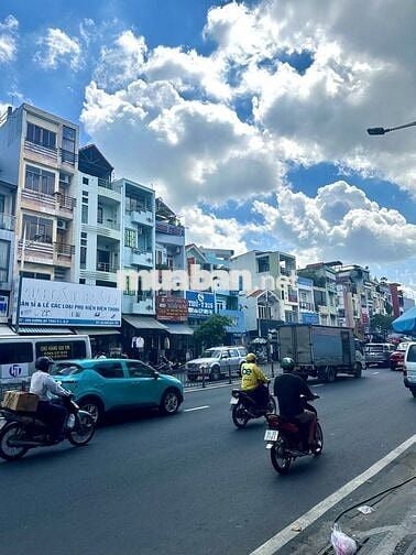 QUẬN 8!NHÀ ĐẸP DƯƠNG BÁ TRẠC CÓ THU NHẬP KHỦNG_NGAY QUẬN 1 CHỈ 11.9TỶ