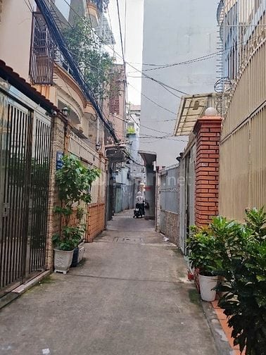 Nhà 3 tầng đường Ngô Quyền (5,8mx18m). Giá 11 tỷ 800 triệu