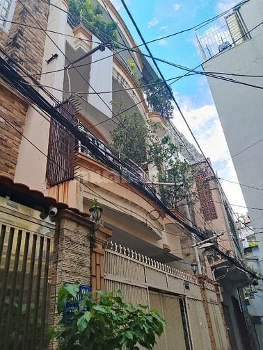 Nhà 3 tầng đường Ngô Quyền (5,8mx18m). Giá 11 tỷ 800 triệu