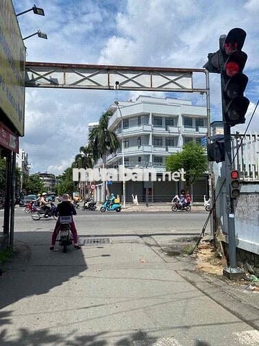 Chính chủ gửi bán nhà c4 tiện xây mới mt hẻm kd