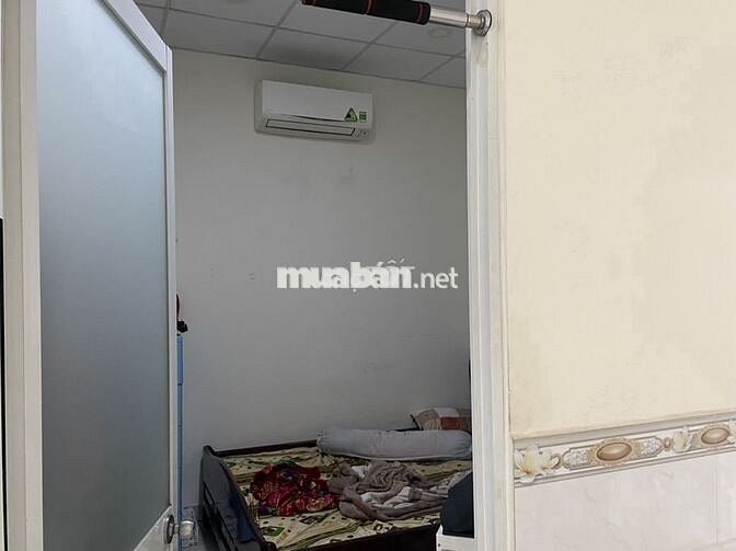 Nhà cho thuê 80m2 có 2pn1wc, 2 máy lạnh, hẻm 3 gác giá 7tr