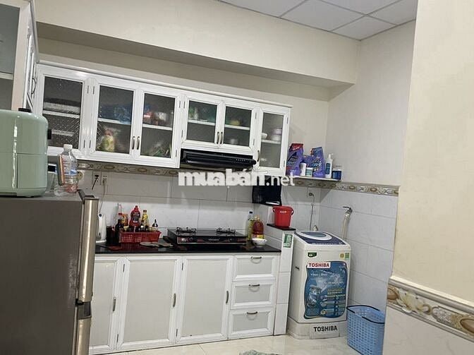 Nhà cho thuê 80m2 có 2pn1wc, 2 máy lạnh, hẻm 3 gác giá 7tr