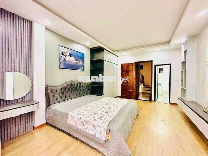 DO THAY ĐỔI CÔNG VIỆC TÔI CẦN BÁN NHÀ 3 TẦNG 18m PHỐ HÀO NAM