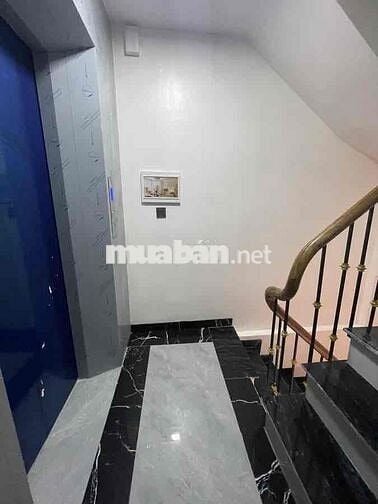 Do chuyển đổi công việc tôi cần bán nhà 5 tầng 28m2 xây mới phố Hào Na