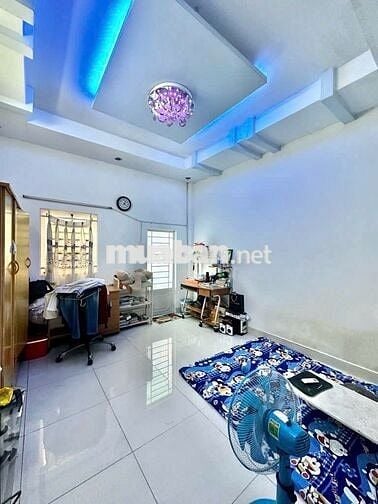 BÁN NHÀ ĐƯỜNG NGUYÊN HỒNG - SỔ ĐẸP - HẺM ĐẸP - GIÁ ĐẸP
