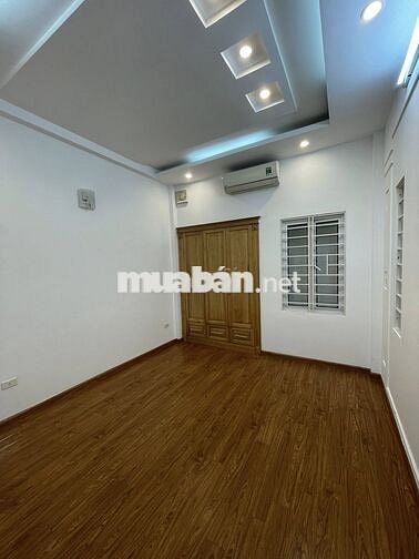 BÁN NHÀ ĐẸP CẦU GIẤY-50M-5TẦNG-LÔ GÓC-NGỖ NÔNG BA GÁC-TRUNG TÂM QUẬN