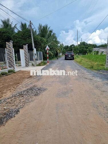 HẠ GIÁ BÁN LÔ ĐẤT THỔ + VƯỜN 10×54