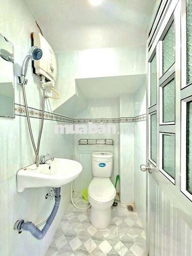 🔥🔥🔥 NHÀ ĐẸP - 1 LẦU,, MỚI HOÀN THIỆN - KẾ QUẬN 7 🔥🔥🔥