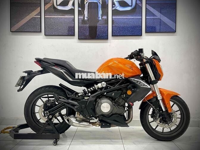 BENELLI 302 DATE 2016