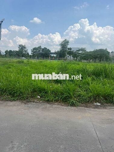 Bán đất 100m2 2ty3 sổ riêng ở An Phước Long Thành