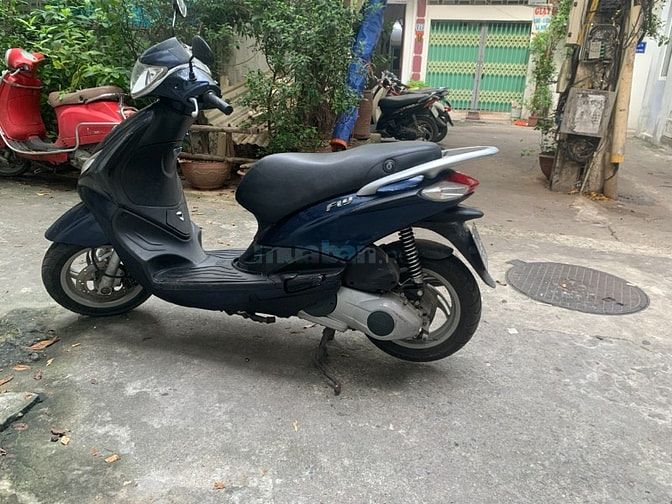 Bán xe Piaggio Fly 3V 125cc màu xanh tím, đăng ký 2015, xe đời cuối