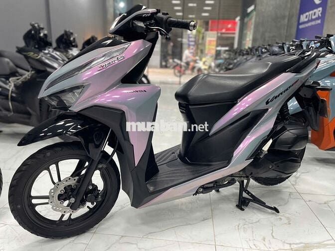 Vario 2021 trả góp 0 đồng 18 tuổi nhận xe