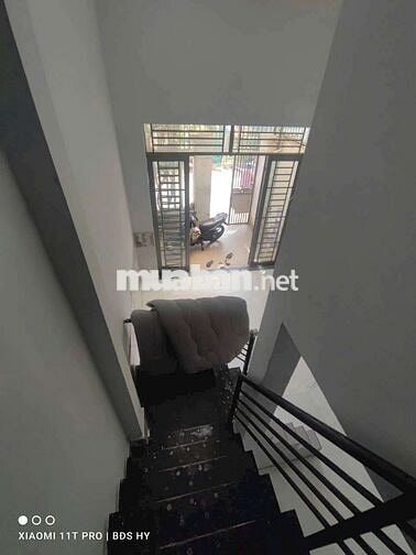 Nhà 60m2 2pn Hẻm xe hơi Đối Diện Vạn Phúc