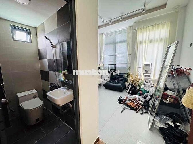 NHÀ PHƯỜNG 1 Q8. CHỦ GẤP BÁN DIỆN TÍCH ĐẸP GIÁ TỐT